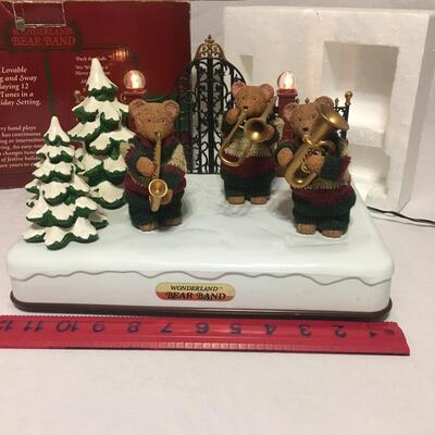 Christmas Wonderland Bear Band Musical Swing Sway Music WORKS In box!