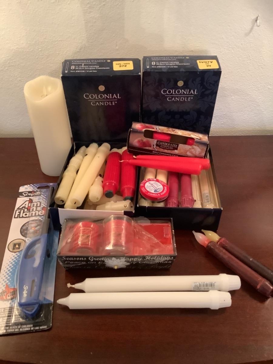 H972 Lot of Colonial Candles