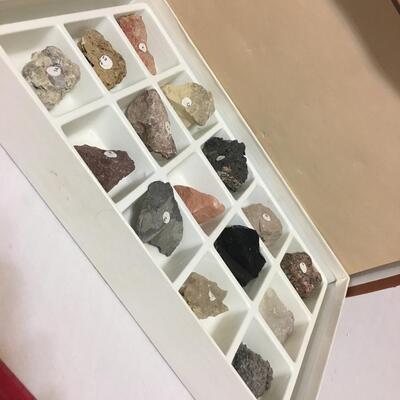 Rock and mineral set