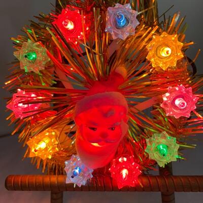 ST UNIQUE SMALL SANTA WREATH