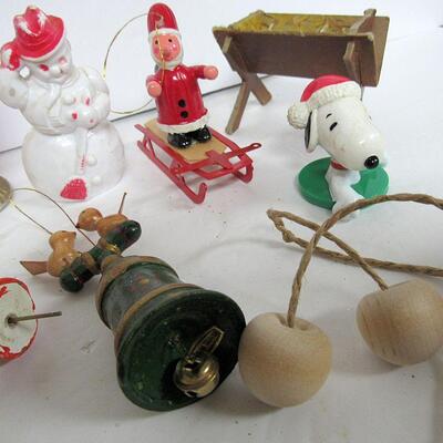 Misc Lot of Christmas: Animals, Ornaments, Figures