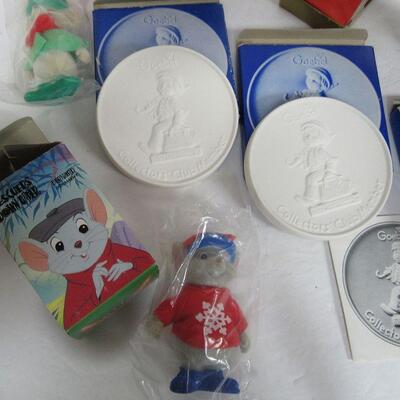Christmas Lot, Hallmark Ornaments, Rescue Down Under, Goebel Bisque Medallions, Dept 56 Clip On Bear Ornament