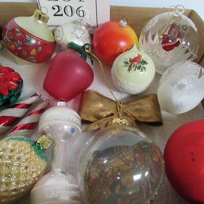 Lot of Misc Christmas Ornaments, Contemporary