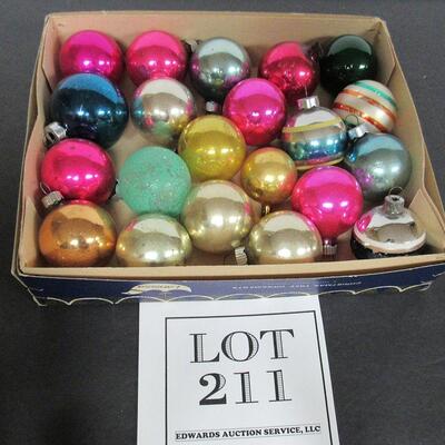 Lot of Older Glass Christmas Ornaments