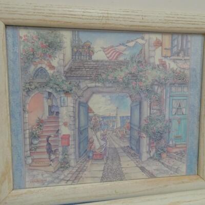 LOT 34. HOME DECOR ART