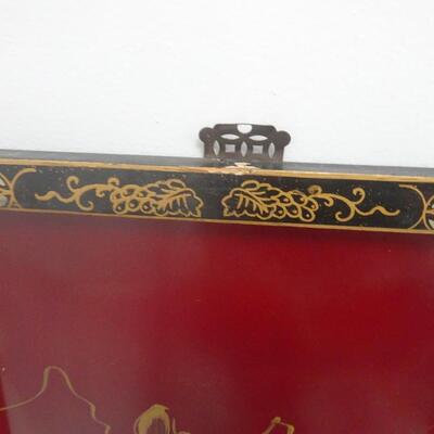 LOT 36. FOUR VINTAGE CHINESE WALL PANELS WITH MOTHER OF PEARL
