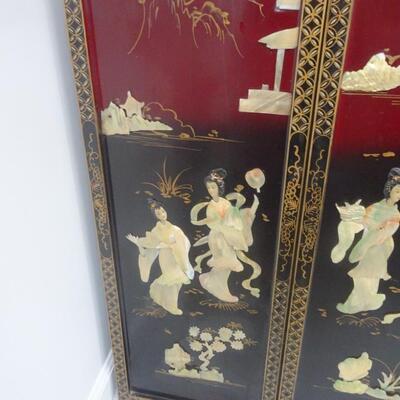 LOT 36. FOUR VINTAGE CHINESE WALL PANELS WITH MOTHER OF PEARL