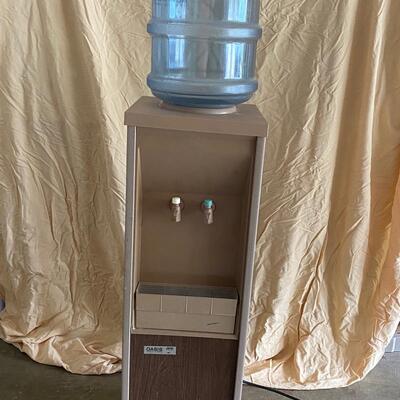 Oasis Water Dispenser