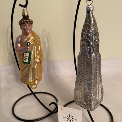 ST EMPIRE STATE BUILDING AND WINE GUY ORNAMENT