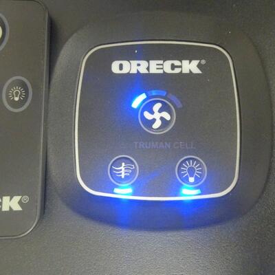 LOT 39. ORECK XL AIR 16 DUAL MAX AIR PURIFIER TRUMAN CELL FILTRATION (TESTED WORKS FINE)