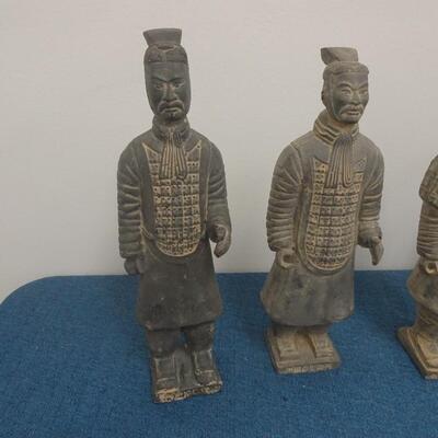 LOT 46. TERRACOTTA CHINESE WARRIOR FIGURINES (7)