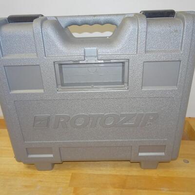 LOT 52. ROTO ZIP TOOL