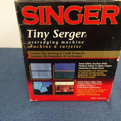 LOT 68 SINGER TINY SERGER MACHINE