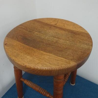 LOT 69  VINTAGE WOOD STOOL MADE IN JAPAN