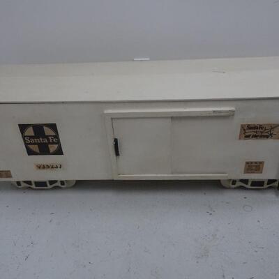 LOT 73  LARGE WOOD SANTA FE RAILROAD CAR TOY BOX