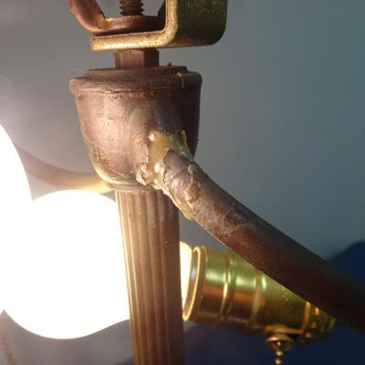 LOT 80 ANTIQUE SLAG PANEL LAMP