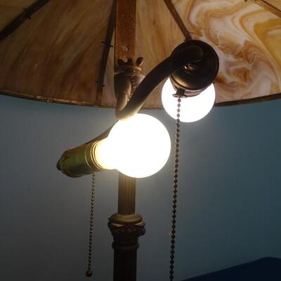 LOT 80 ANTIQUE SLAG PANEL LAMP