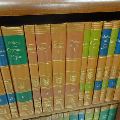 LOT 81  GREAT BOOKS OF THE WESTERN WORLD SET  ENCYCLOPEDIA BRITANNICA INC. SET OF 54