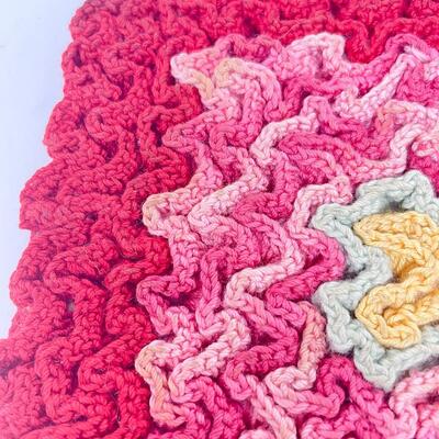 HANDMADE COLORFUL HOT PADS