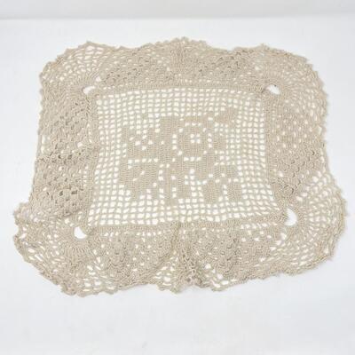 CROCHETED 18â€ DOILY