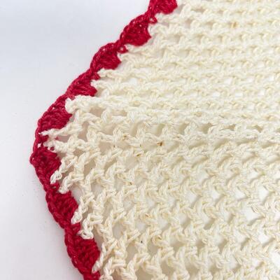 CROCHETED 6-SIDED 11â€ DOILY