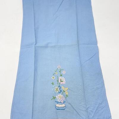 VINTAGE EMBROIDERED LINENS LOT