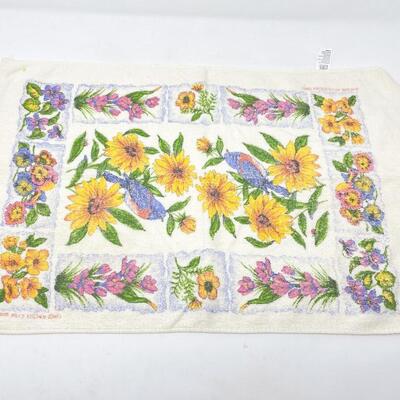 DECORATIVE SPRING HAND TOWELS