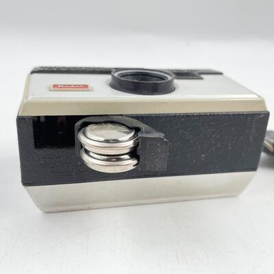 VINTAGE KODAK INSTAMATIC 134 CAMERA & STRAP