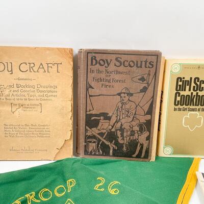 VINTAGE BOY & GIRL SCOUTS OF AMERICA LOT
