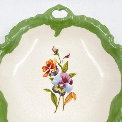 6â€ DECORATIVE PANSY PLATE W/ GREEN TRIM