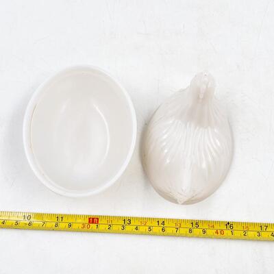 VINTAGE MILK GLASS 4â€ NESTING CHICKEN DISH