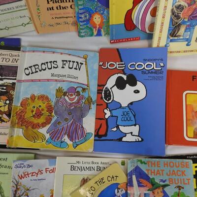 26 Children's Books, Some Vintage, Charlie Brown, Dr. Seuss, Clifford