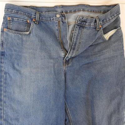 2 Levi Strauss & Co. Denim Jeans, Large