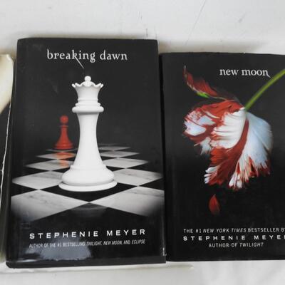 4 Stephanie Meyers Novels, Twilight Books to The Host