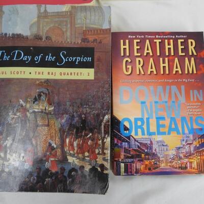 11 Books, Action Adventure, Down in New Orleans - Crunch Time