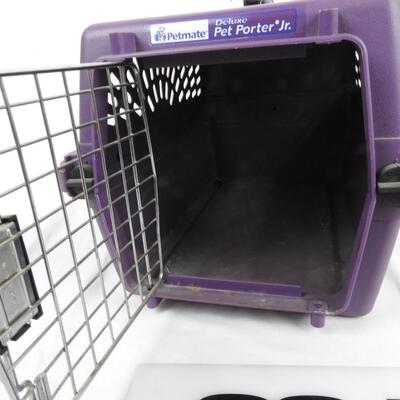 Purple Petmate Deluxe Pet Porter Jr. - Small Pet Travel Kennel