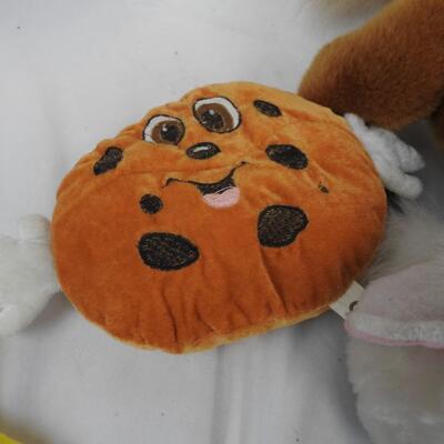 15 Stuffed Animal Lot: Dinosaurs to Furbee to Teddy Bears
