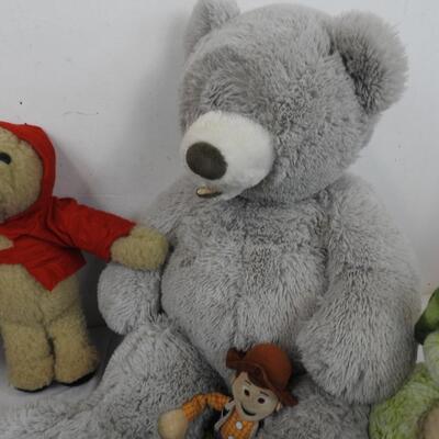 15 Stuffed Animal Lot: Dinosaurs to Furbee to Teddy Bears