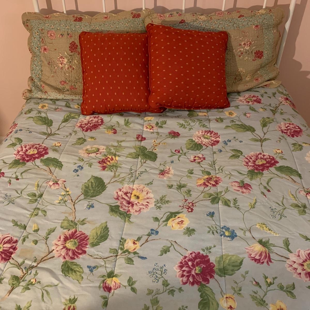 Comforter, Duvet Cover, Pillowcases, & Throw Pillows (SBHS