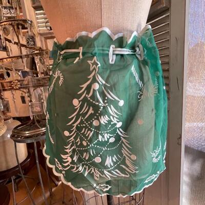 ST VINTAGE GREEN HOLIDAY APRON