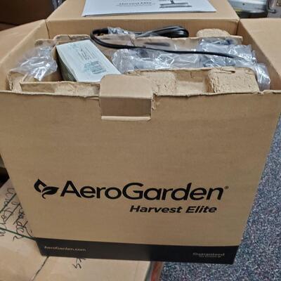 AeroGarden - Harvest Elite Slim â€“ Indoor Garden