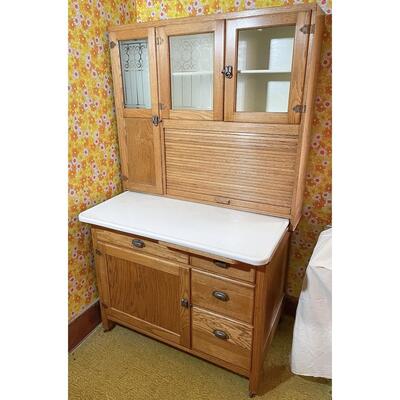 ANTIQUE HOOSIER KITCHEN CABINET