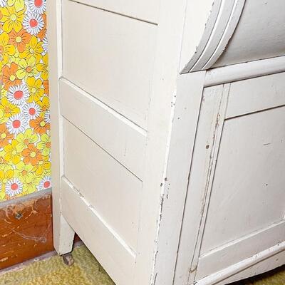 ANTIQUE WHITE SIDEBOARD W/ DECORATIVE TOP