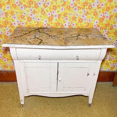 ANTIQUE WHITE SIDEBOARD W/ DECORATIVE TOP