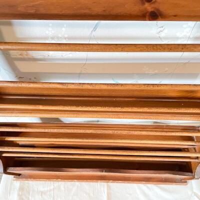 WOODEN MAGAZINE/BOOK RACK