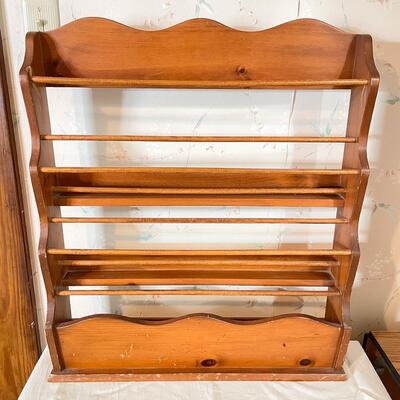 WOODEN MAGAZINE/BOOK RACK