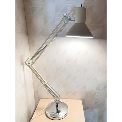 VINTAGE LARGE METAL ARCHITECT DESK LAMP