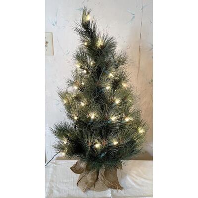 30â€ LIT CHRISTMAS TREE W/ BURLAP BASE