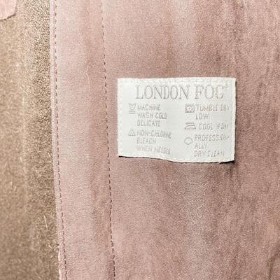VINTAGE LONDON FOG BROWN TRENCHCOAT - WOMENâ€™S 1X REG