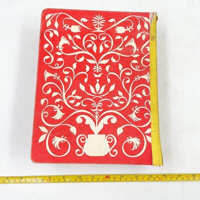 1950 FIRST EDITION BETTY CROCKERâ€™S PICTURE COOK BOOK